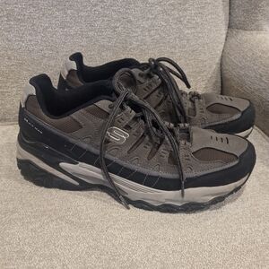 Skechers Sz 12 Men’s After Burn Memory Foam  Max Fit Shoes  Water Repellent